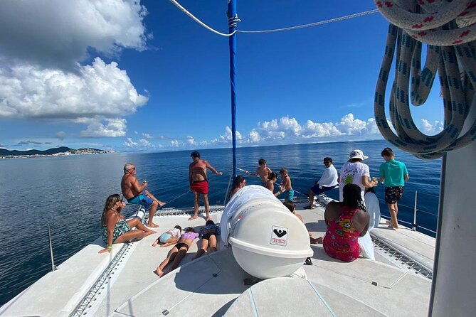 best-sailing-catamaran-beach-and-snorkel-cruise-ship-friendly