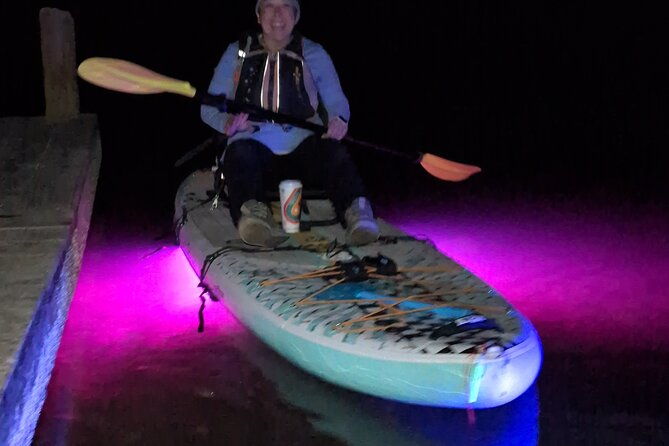bioluminescent-comb-jelly-led-kayak-paddle-board-excursion