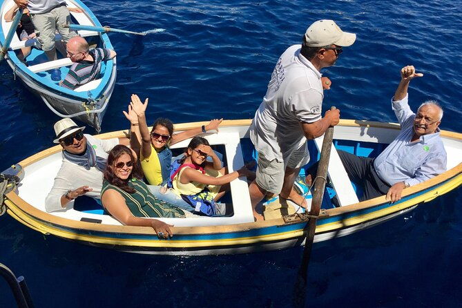 blue-grotto-experience-and-walking