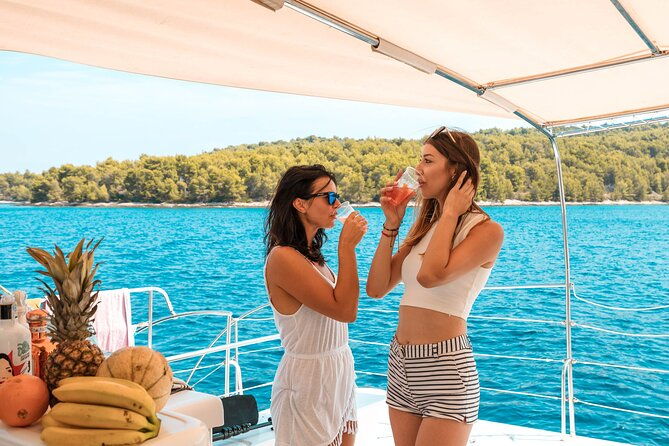 blue-lagoon-trogir-ciovo-catamaran-tour-with-food-and-drinks