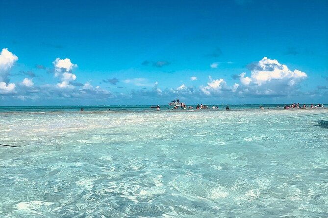 boat-tour-to-johnny-cay-san-andres-island