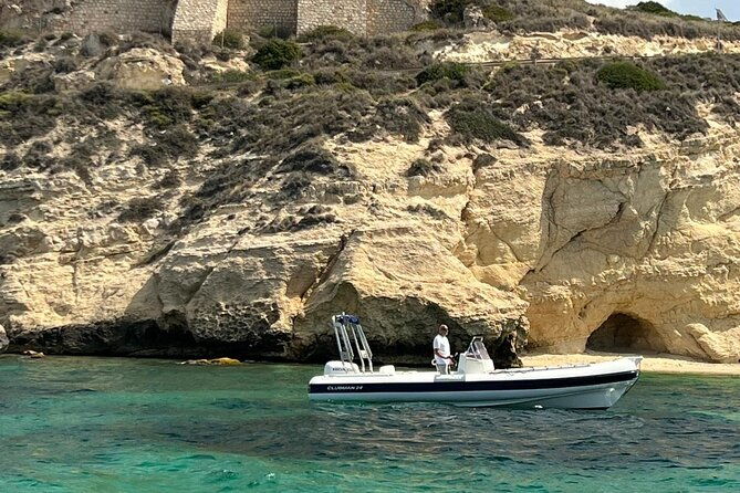 boat-tour-to-the-devils-saddle-snorkeling-drinks-and-lots-of-sun-2