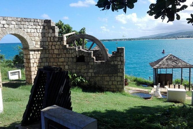 bob-marleys-nine-mile-day-trip-with-admission-guided-tour-from-falmouth