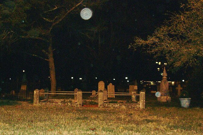 bones-under-us-ghost-tour-with-archeology