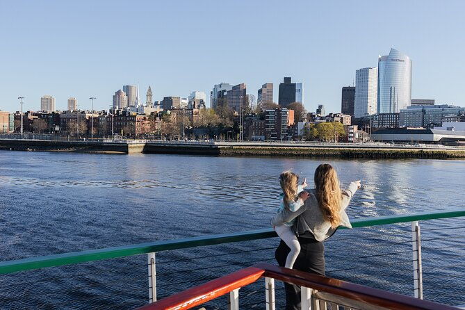 boston-harbor-sightseeing-cruise
