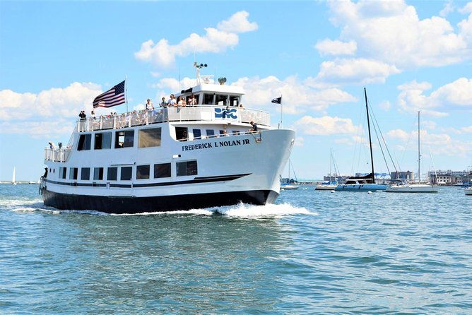 boston-historic-sightseeing-harbor-cruise-with-up-close-view-of-uss-constitution