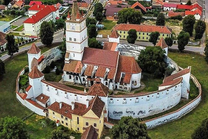 bran-castle-rasnov-fortress-harman-prejmer-fortified-churches-day-tour-2