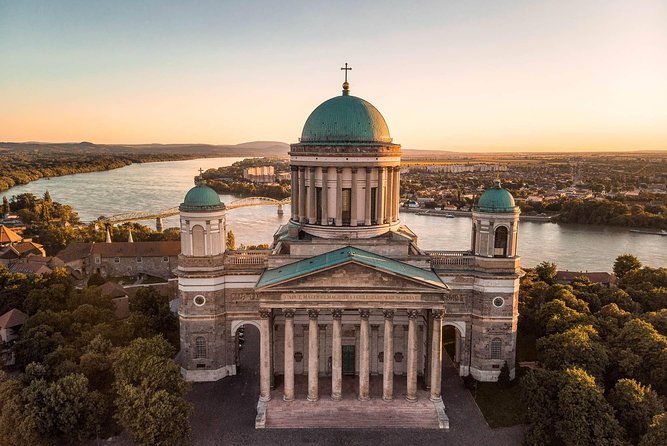 bratislava-budapest-one-way-sightseeing-transfer