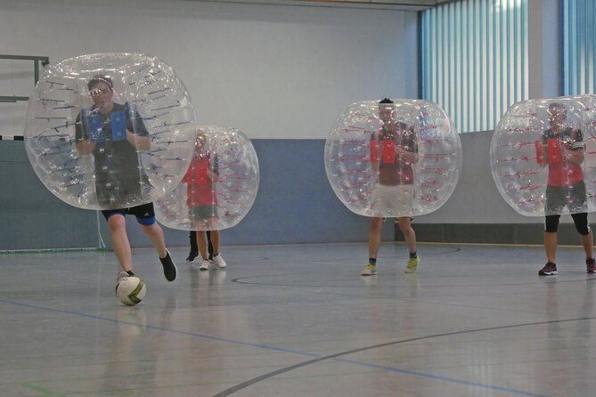 bubble-soccer-in-the-center-of-hamburg-with-beer-champagne