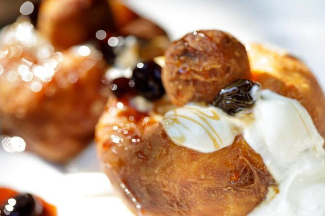 bucharest-evening-tour-and-traditional-dinner-3-hours