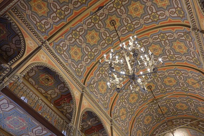 bucharest-jewish-heritage-private-walking-tour-2