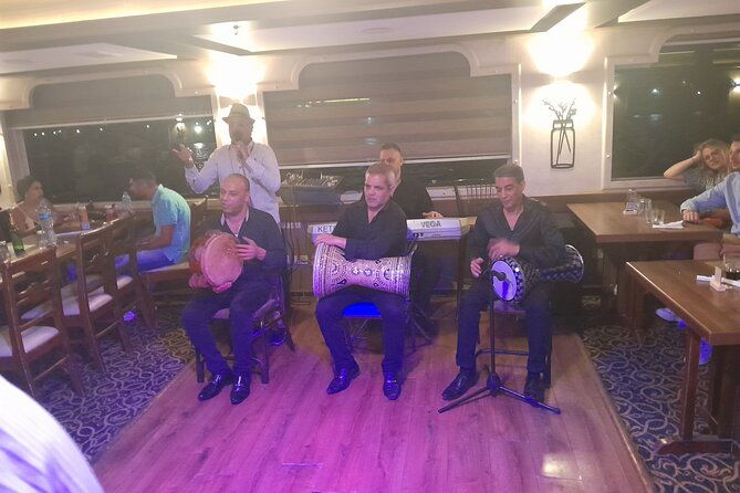 cairo-dinner-cruise-with-folklore-shows