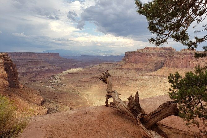 canyonlands-national-park-backcountry-4x4-adventure-from-moab