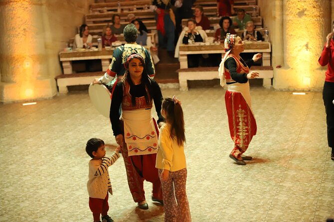 cappadocia-traditional-turkish-night-with-dinner-in-authentic-cave-restaurant-2