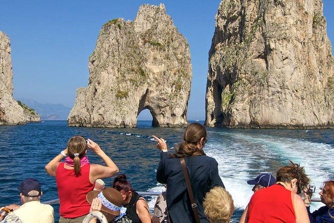 capri-boat-tour-priority-tickets-blue-grotto-optional