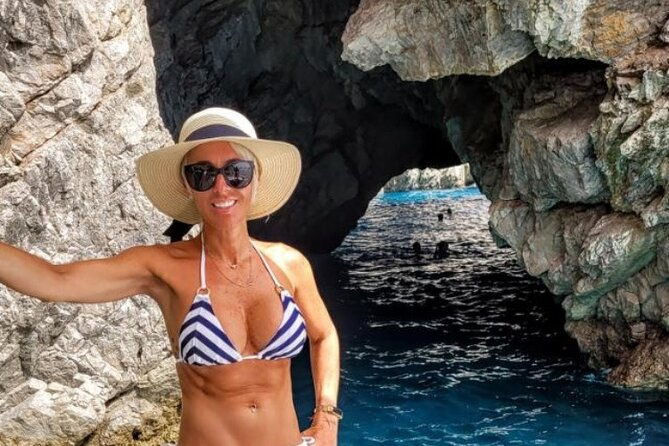 capri-enjoy-the-sweet-life-by-boat-for-4-unforgettable-hours