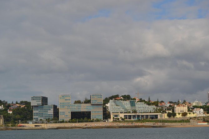cascais-private-sailing-cruise-with-a-drink-half-day-full-day