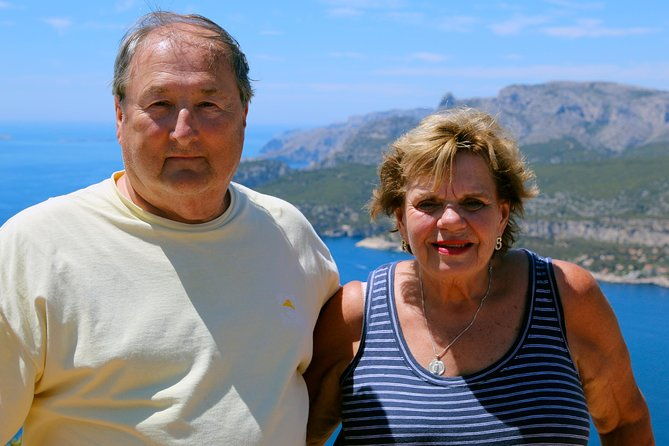 cassis-ancient-fishing-port-calanques-spectacular-cap-canaille-private-tour