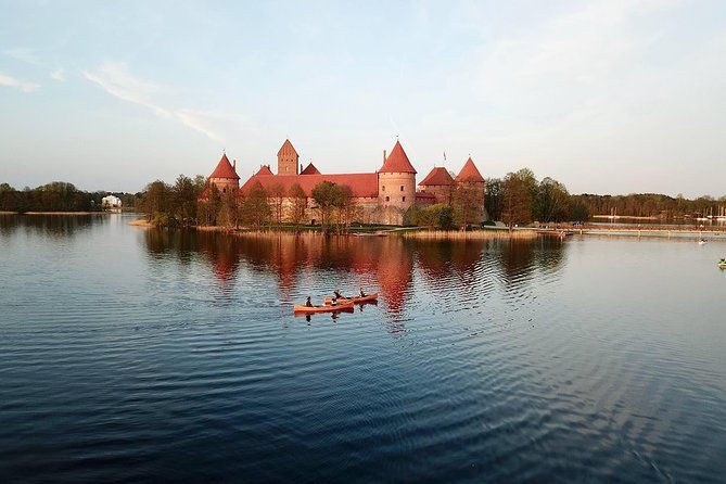 castle-island-premium-guided-canoe-tour-at-trakai-historical-park