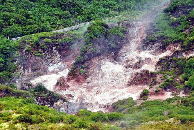 cave-tour-in-terceira-2