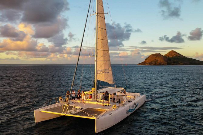 champagne-sunset-sail-in-st-lucia