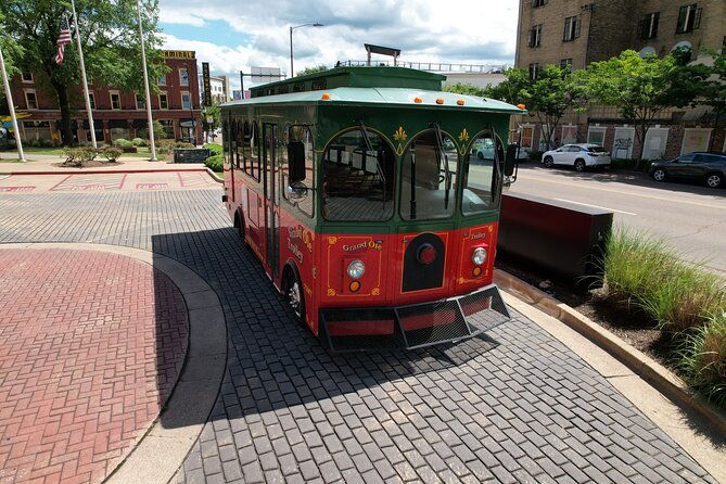 chattanooga-city-trolley-tour-with-coker-automotive-museum-visit
