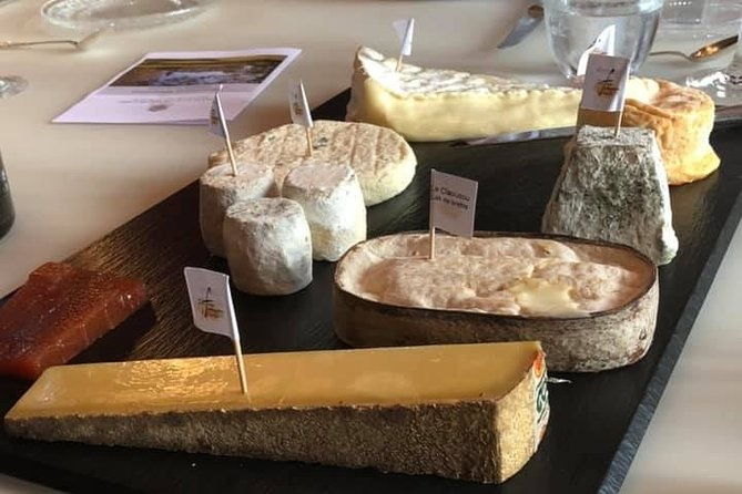 cheese-and-wine-accord-tour-at-chateau-de-champ-renard-2