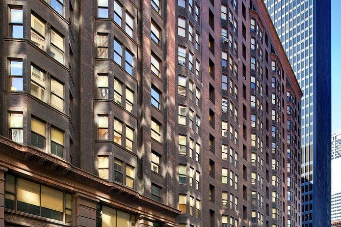 chicago-walking-tour-historic-skyscrapers