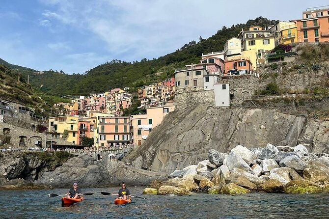 cinque-terre-kayak-adventure-from-riomaggiore