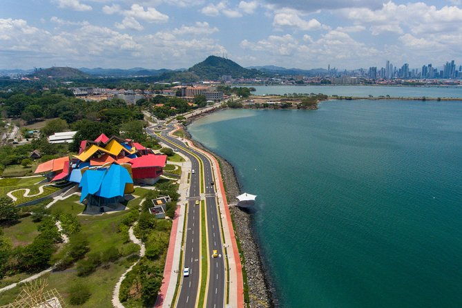 city-tour-in-panama-scale-from-the-airport-6-hours