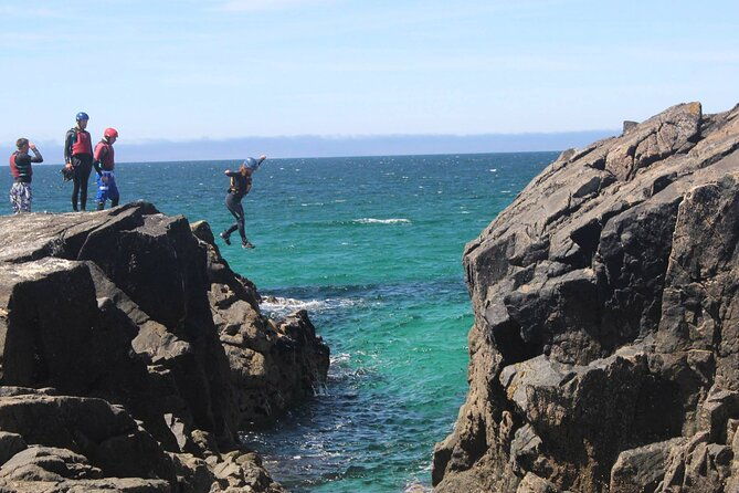 coasteering-on-irelands-wild-atlantic-way