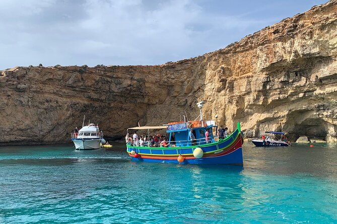 comino-private-boat-with-snorkeling-and-cave-sightseeing-2
