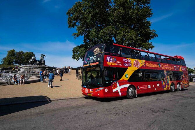 copenhagen-highlights-hop-on-hop-off-bus-classic-copenhagen-2