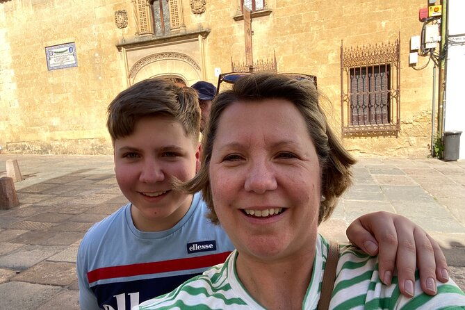 cordoba-scavenger-hunt-and-city-highlights-walking-tour