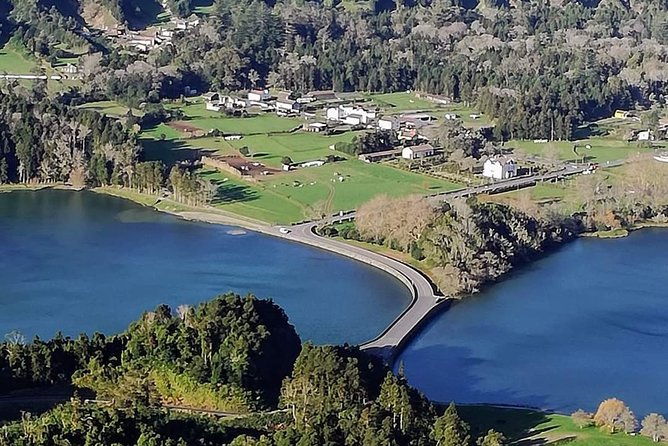 cruise-travellers-sete-cidades-volcano-the-blue-green-lake