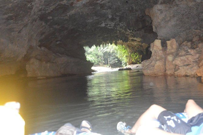 crystal-cave-frozen-waterfall-pools-and-deluxe-cave-tubing