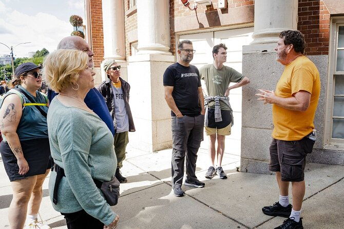 dark-side-of-boston-ghost-tour-1-5-hour-walking-tour-2