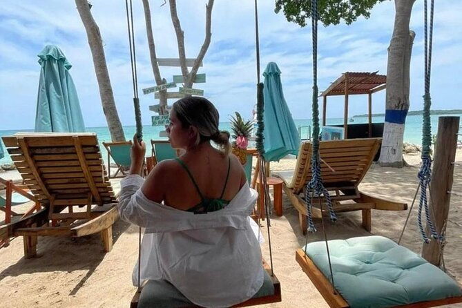 day-trip-at-freedom-beach-in-playa-tranquila-baru
