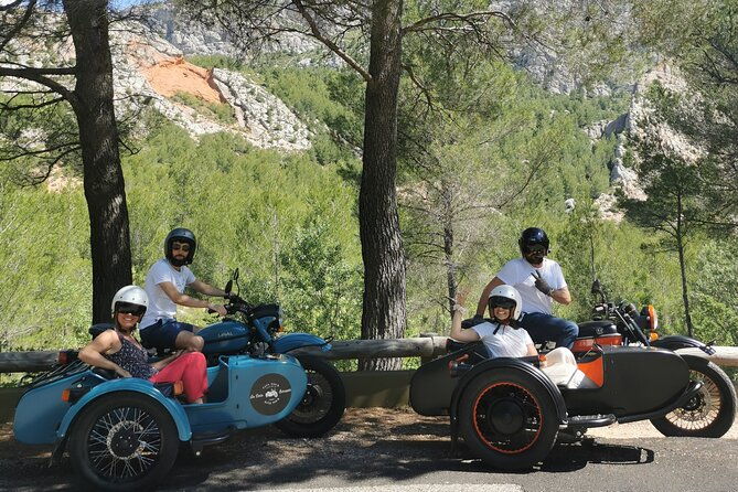 day-wine-tour-in-provence