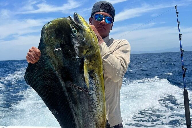 deep-sea-fishing-private-charter-in-tamarindo-28-century