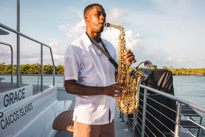 deluxe-sunset-and-saxophone-sail-on-luxury-lady-grace-catamaran