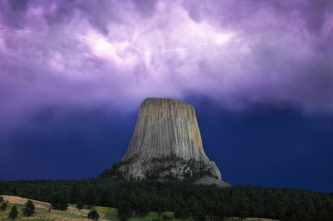 devils-tower-deadwood-spearfish-canyon-waterfalls-picnic