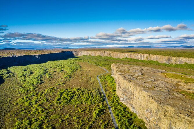 diamond-circle-myvatn-waterfalls-and-husavik-from-akureyri-tour