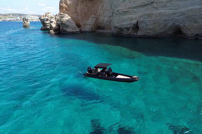 discover-hidden-gems-around-paros-private-boat-tour