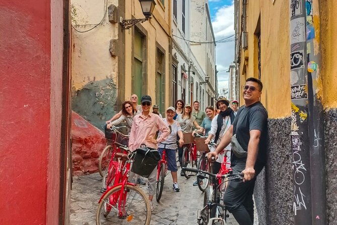 discover-las-palmas-city-by-bike-in-4-hours