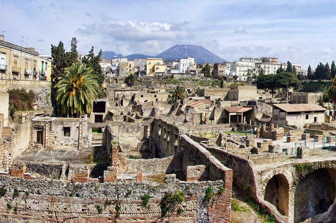 discovering-pompeii-and-herculaneum-vip-tour-with-lunch