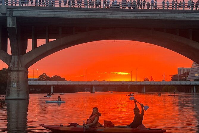 downtown-austin-sunset-kayak-tour-with-1-5-million-bats