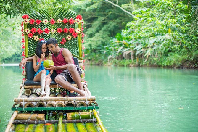 dunns-river-falls-bamboo-rafting-with-limestone-foot-massage