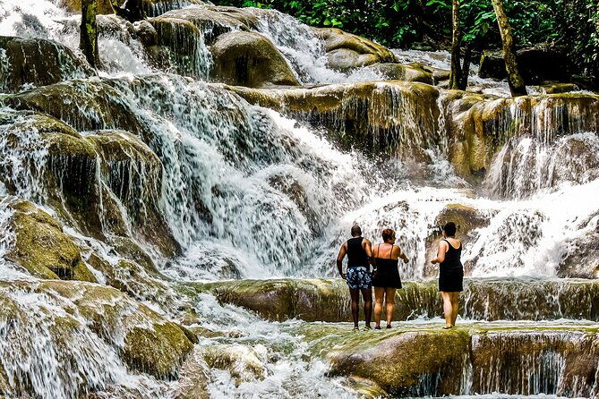 dunns-river-falls-blue-hole-combo-tour-from-ocho-rios-2