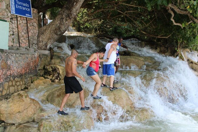 dunns-river-falls-half-day-private-tour-from-falmouth-trelawny